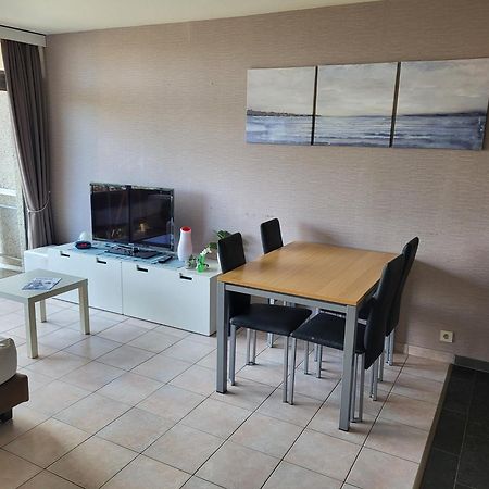 Studio Astrid At 100 Meter From Sea With Parking Place Bredene Exterior foto