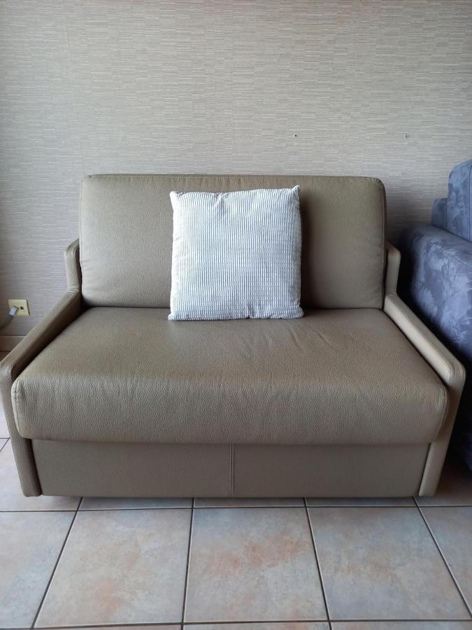 Studio Astrid At 100 Meter From Sea With Parking Place Bredene Exterior foto